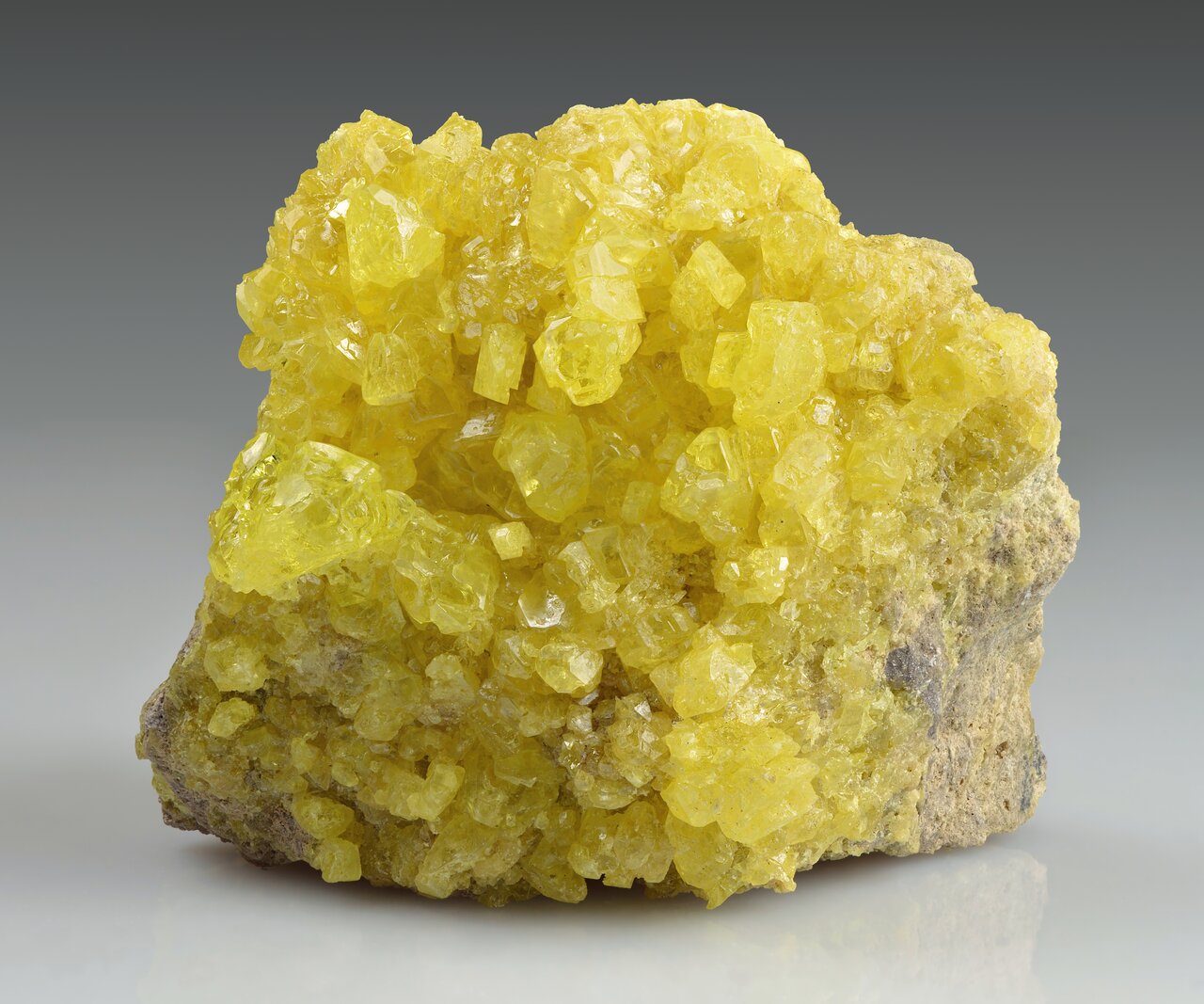 Elemental sulphur stockpile